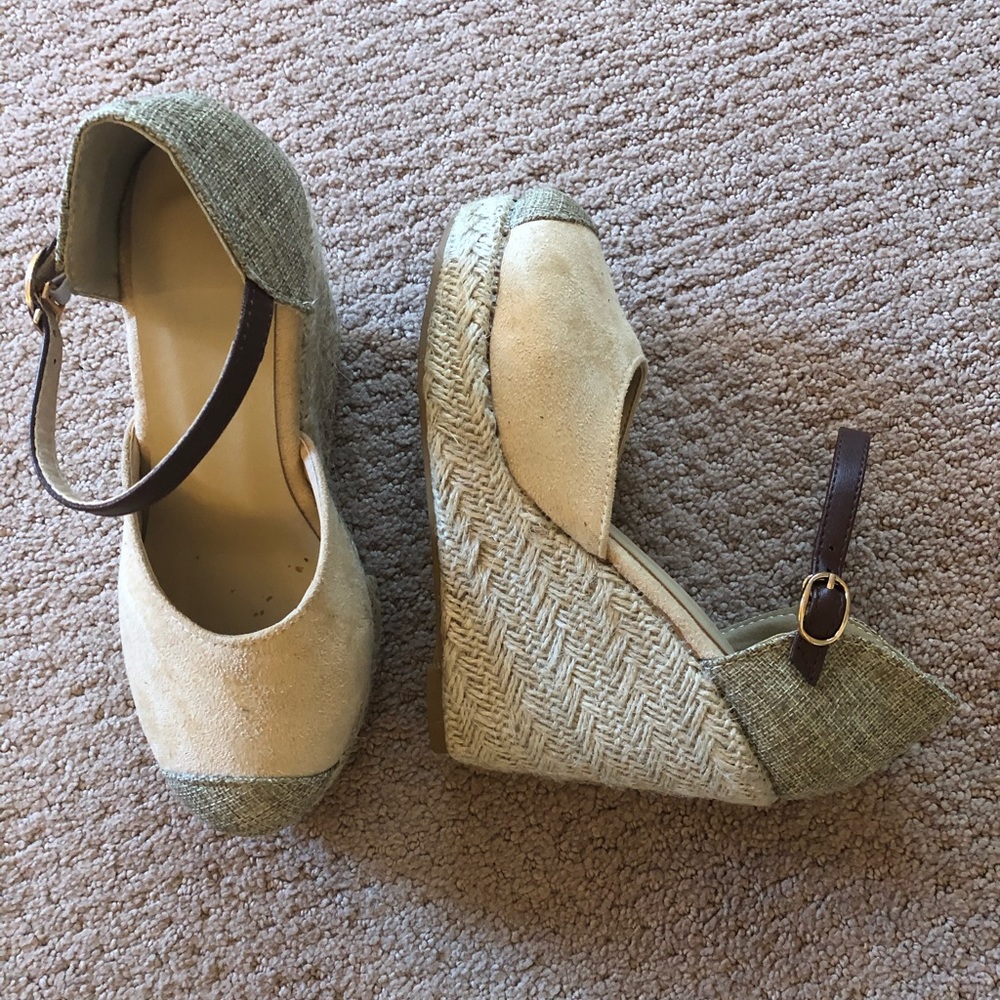 Women’s 5.5 espadrilles